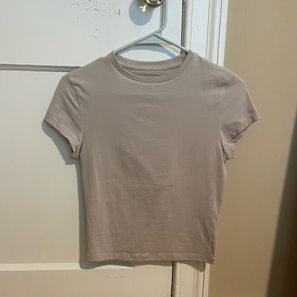 Women's beige seamless top - Picture 1 of 5